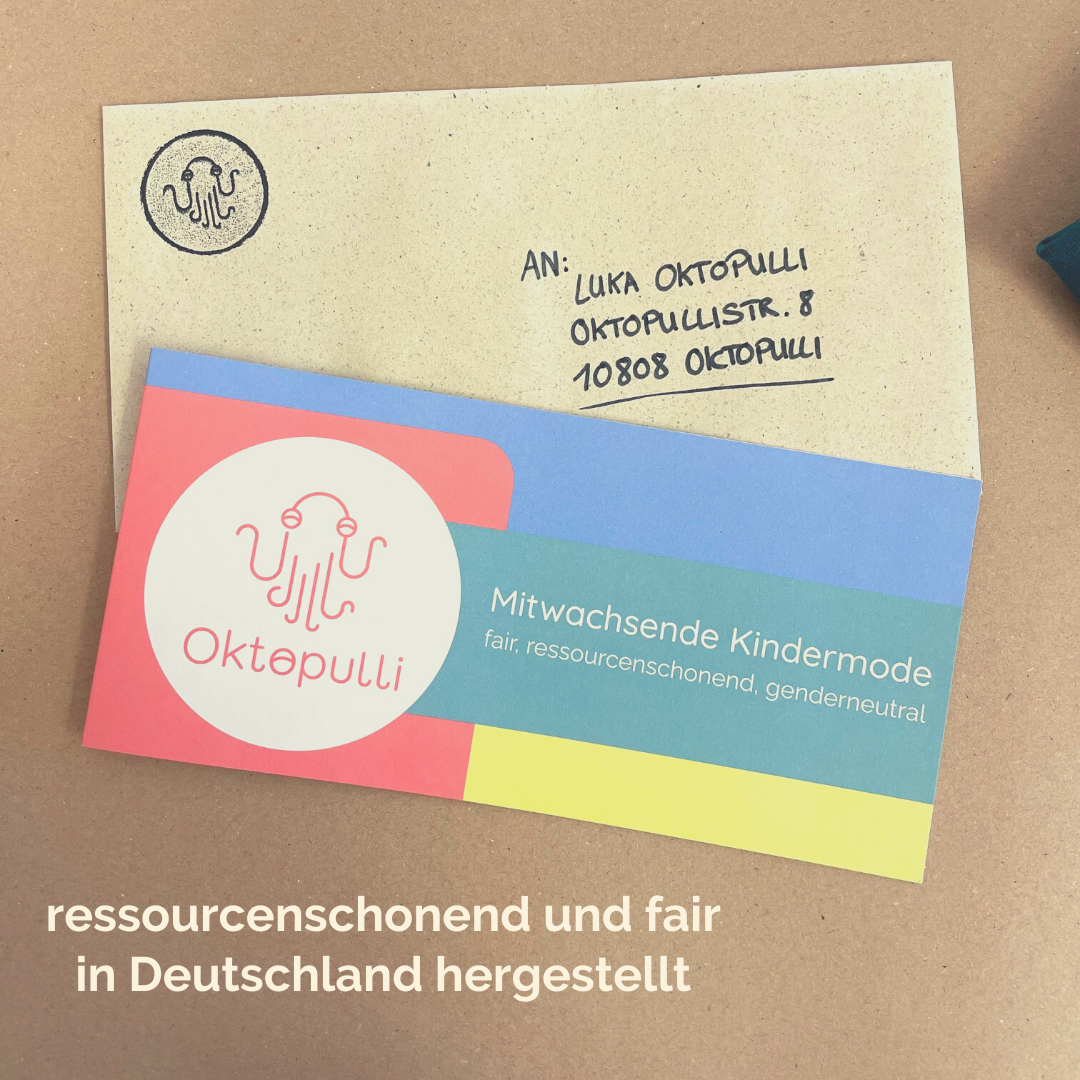 Bunte Geschenkgutscheinkarte und Briefumschlag