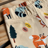 Mitwachsende Kinder-Leggings aus Bio-Baumwolle | Knieschutz | Motivstoffe