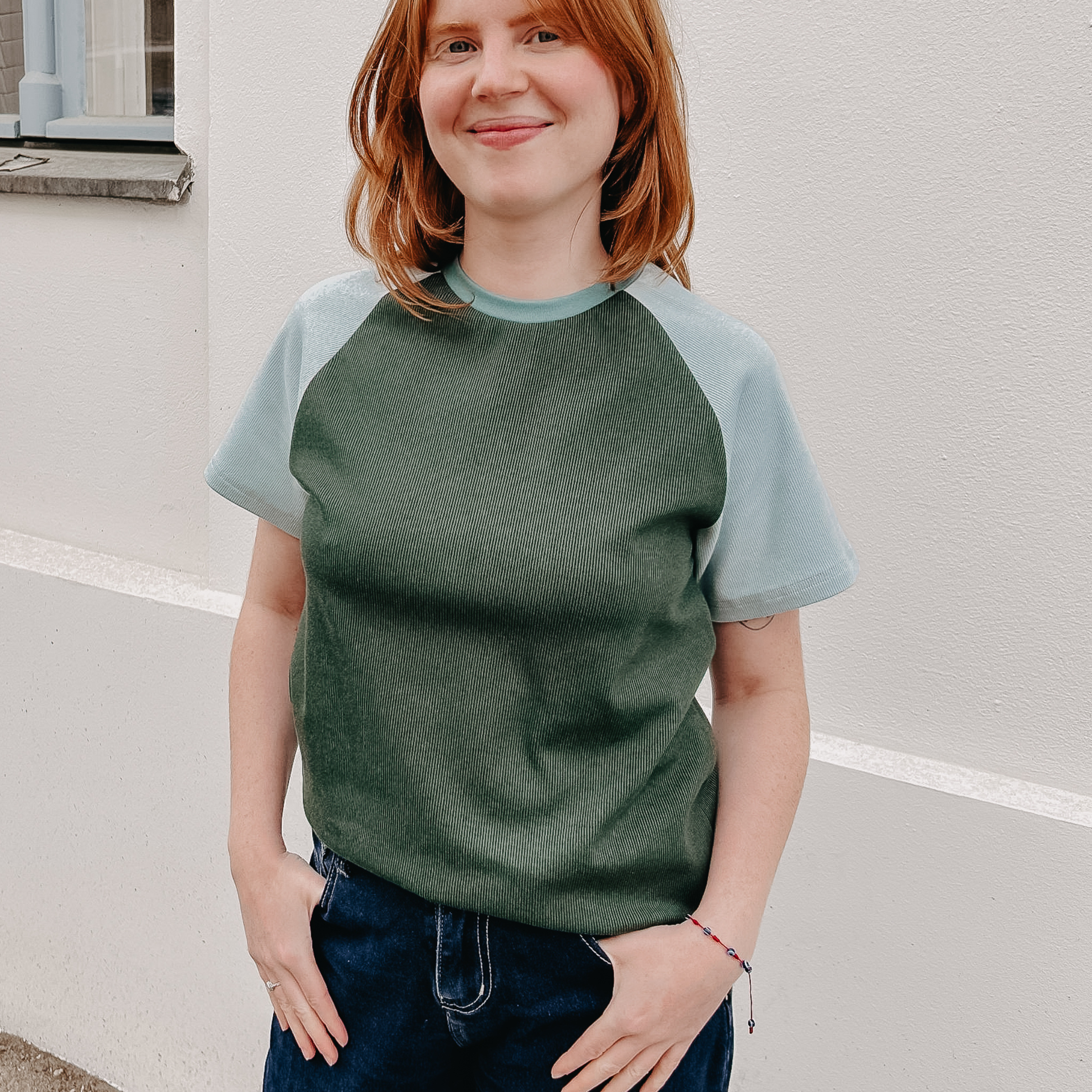 Unisex T-Shirt aus Bio Baumwoll-Jacquard  | Waldgrün - Himmelblau