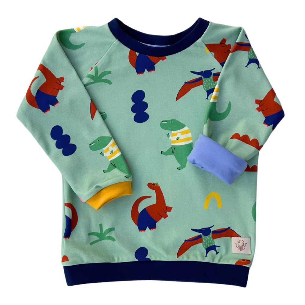 Mitwachsender Sweater Kinder ganzjährig | Bio- Baumwolle | Grün - Blau Dino Party 1