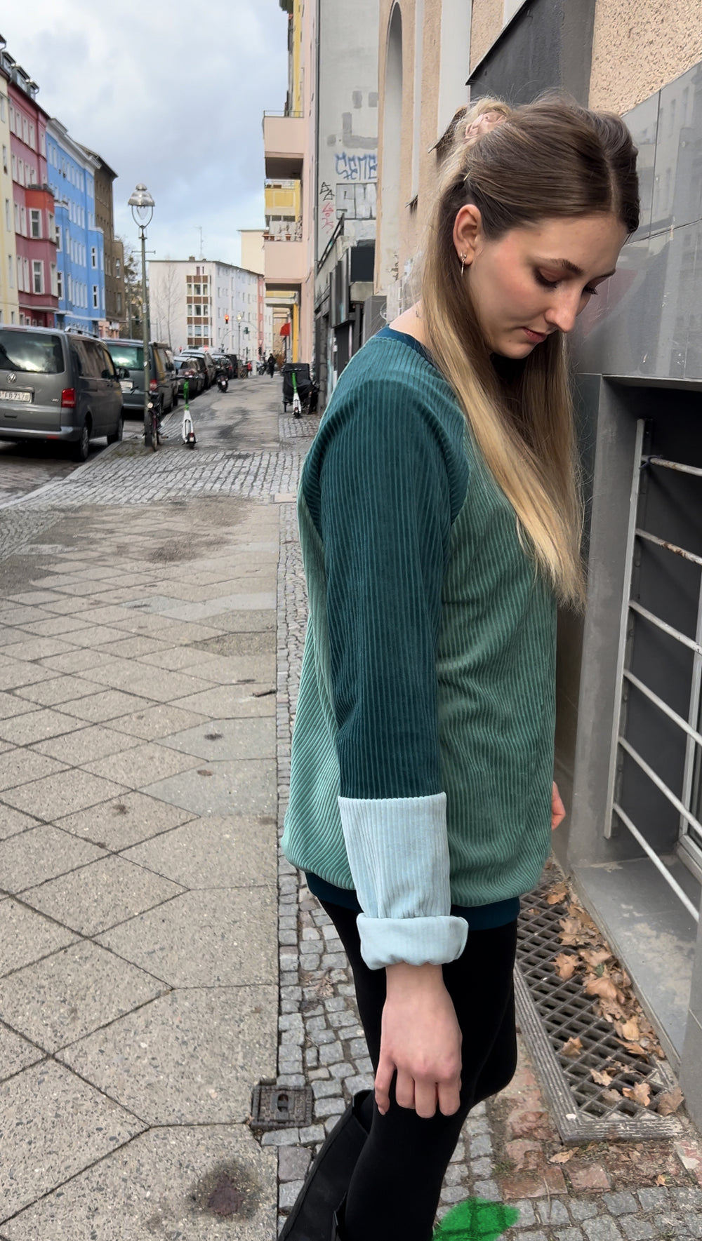 Zeitloser unisex Sweater ganzjährig aus Bio Cordnicki | Mila