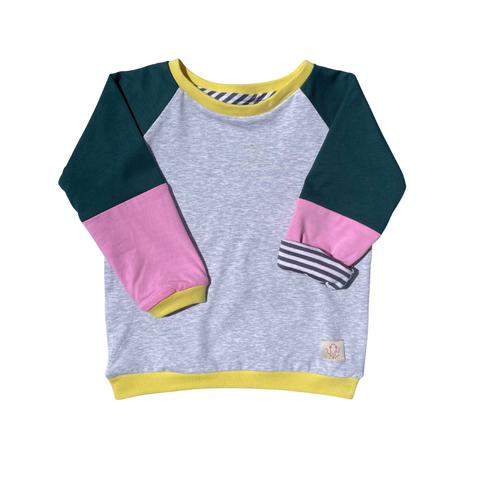Besondere Kinderkleidung | mitwachsendes Langarmshirt 04/07