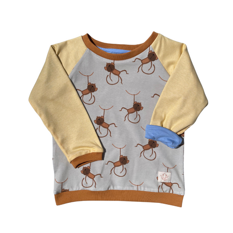 Besondere Kinderkleidung | mitwachsendes Langarmshirt 02/07